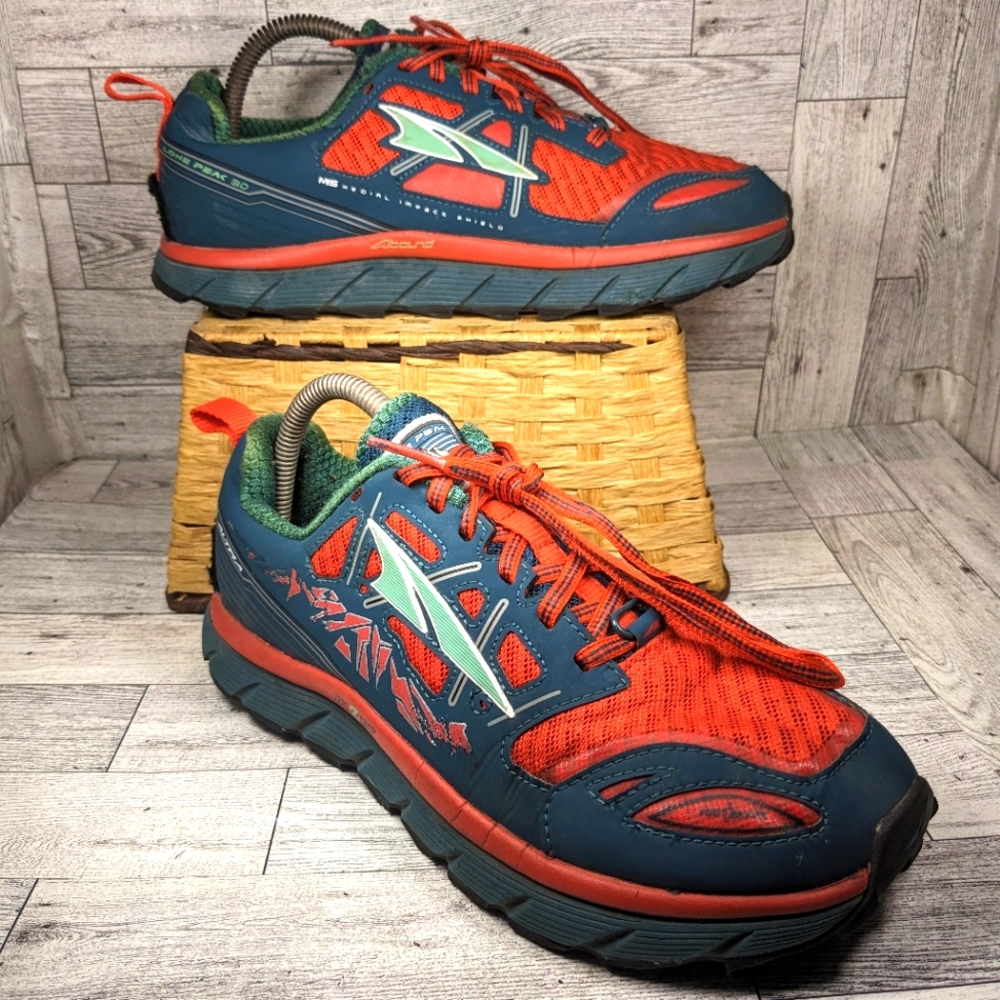 Altra lone peak 3